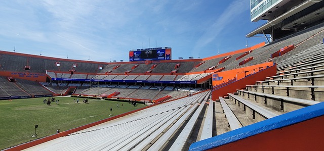 爱德华兹联手欧文！从哈登加兰再到莫兰特，华子指定自己冲冠搭档