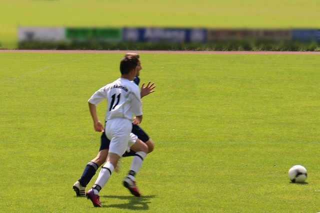 国王爆冷击败掘金，湖人、掘金、马刺和火箭4队负场数相同